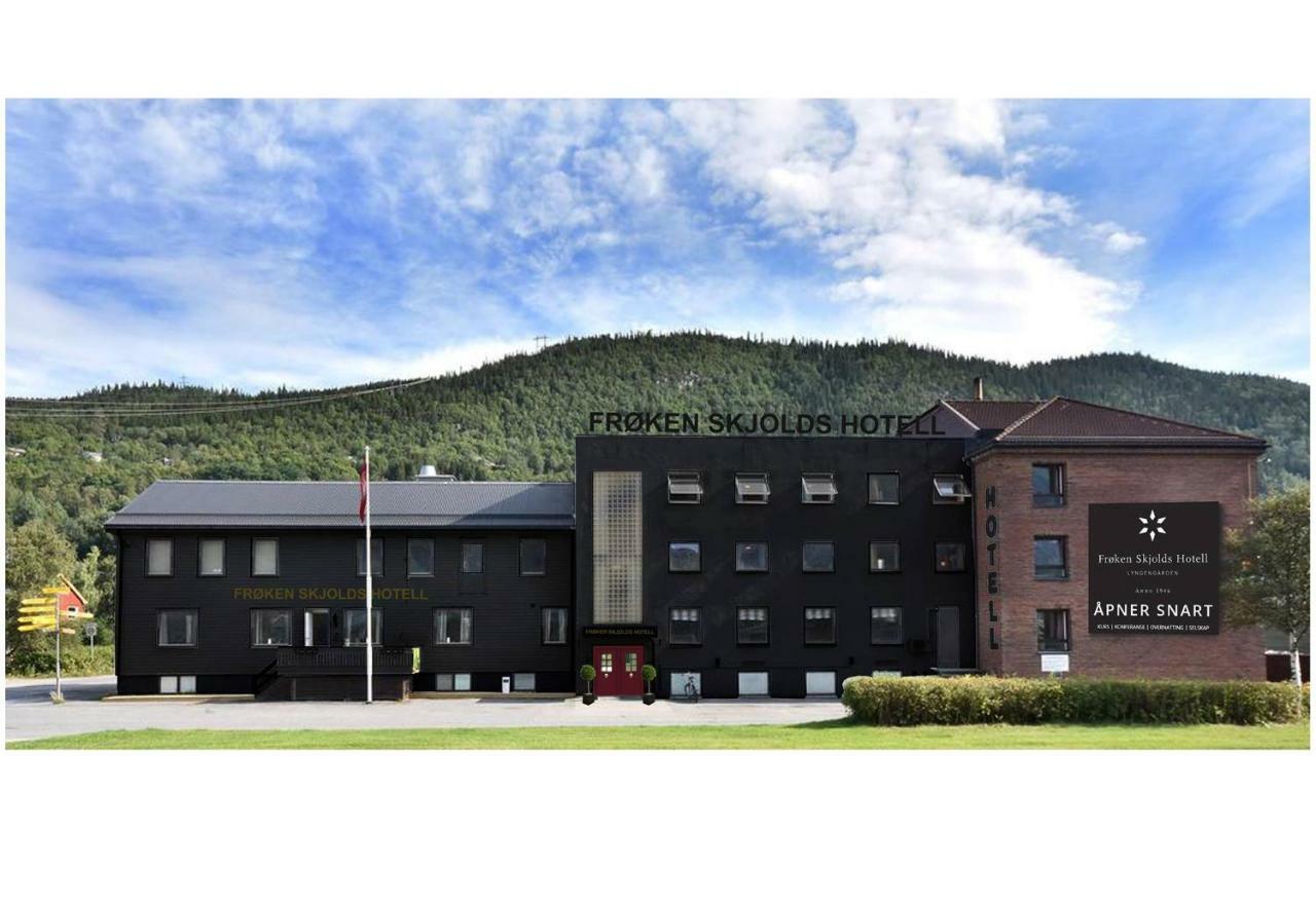 Froken Skjolds Hotel Lyngengarden Mosjøen Exterior foto